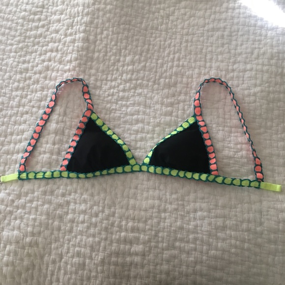 Triangle Bikini Top - Picture 4 of 6